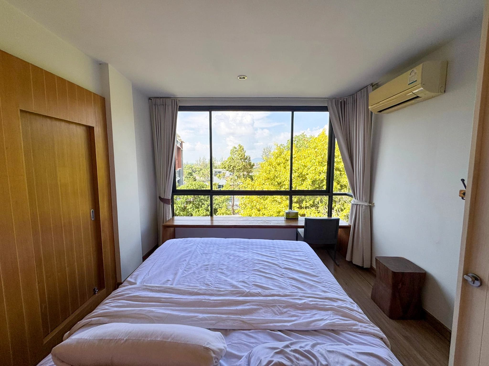 1 Bed Condo, Hill Mynah Condotel - photo 2