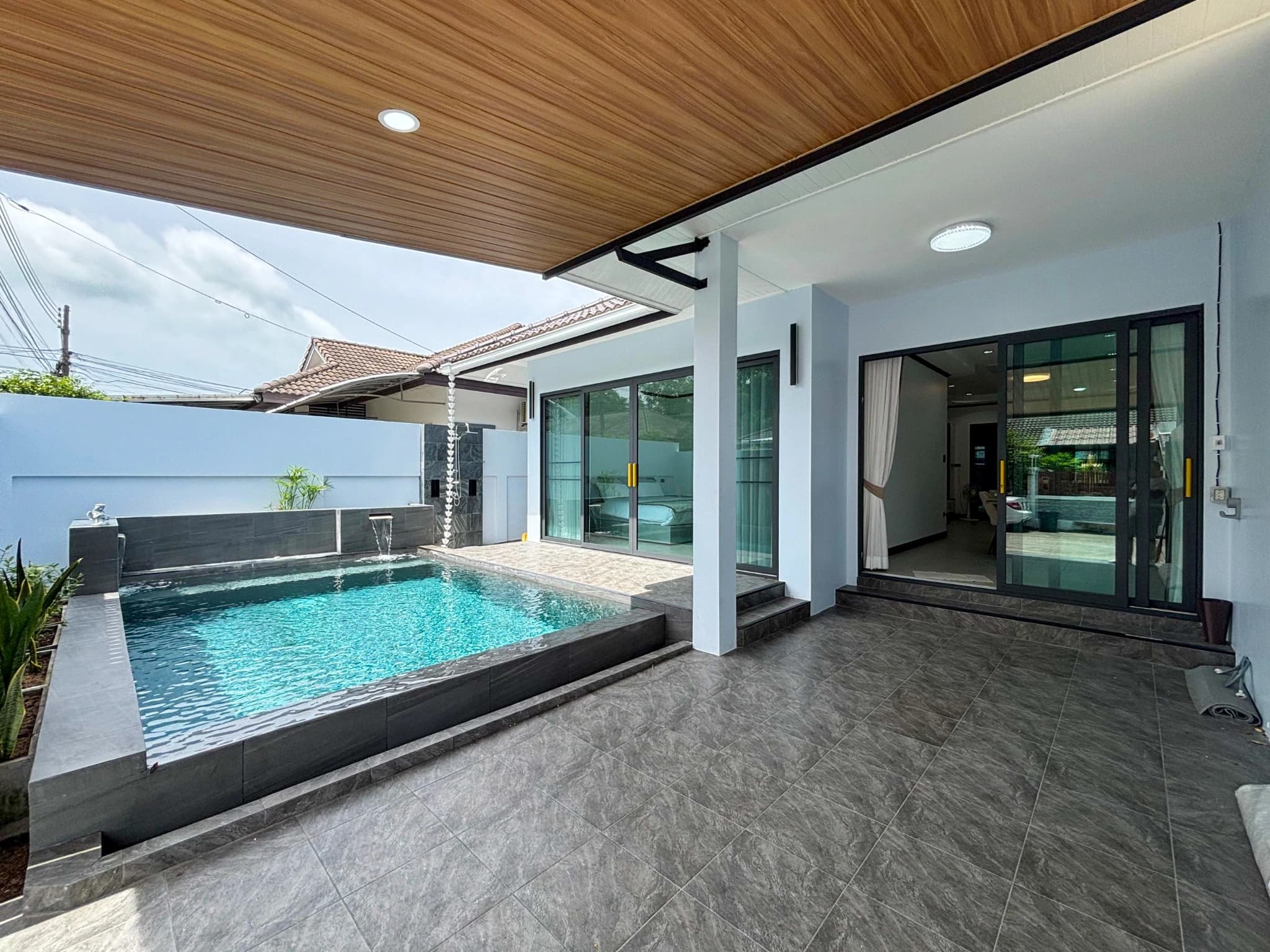 Luxury Villa For rent Chalong