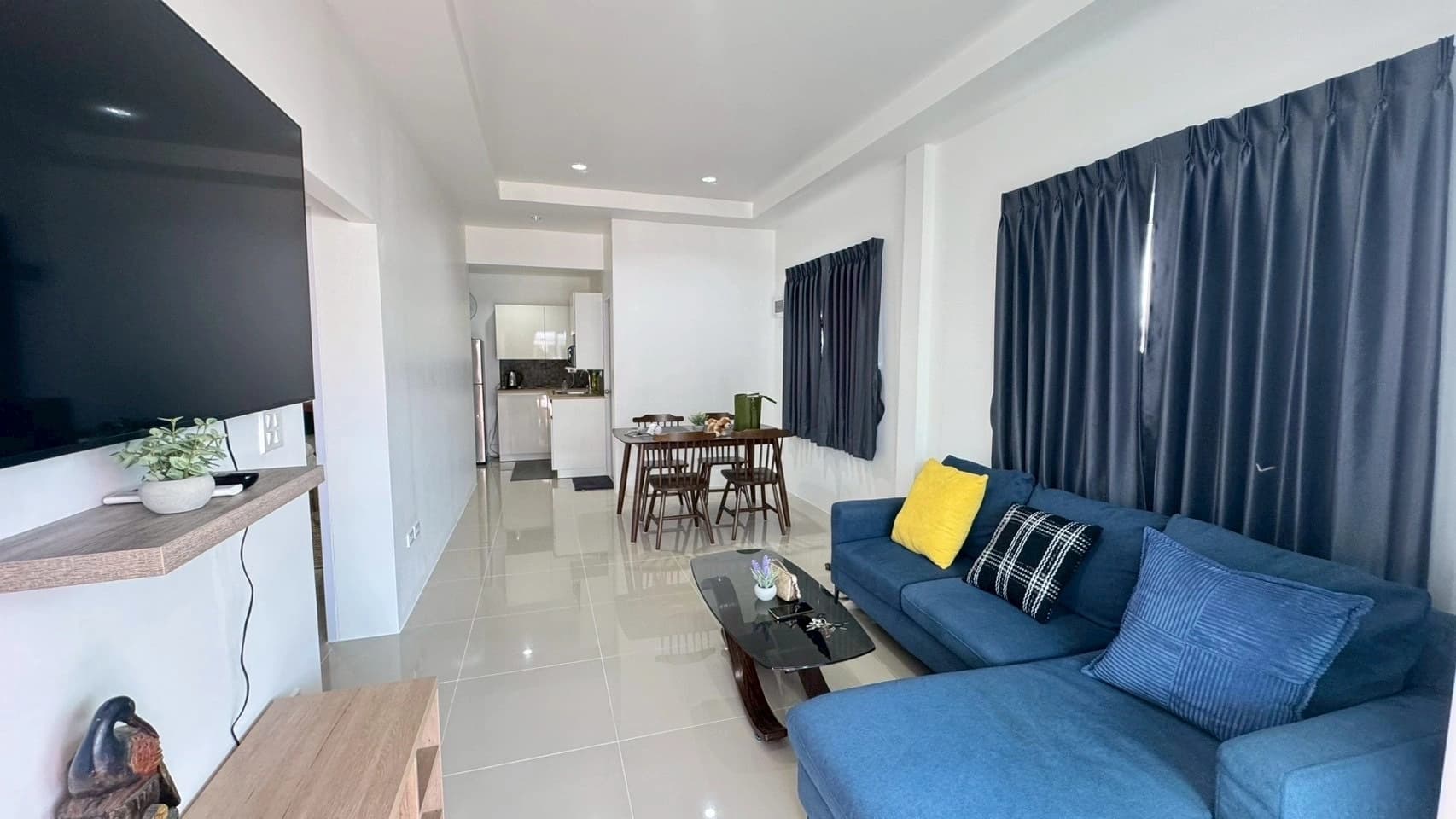2 bedroom house for rent The Avenue Village