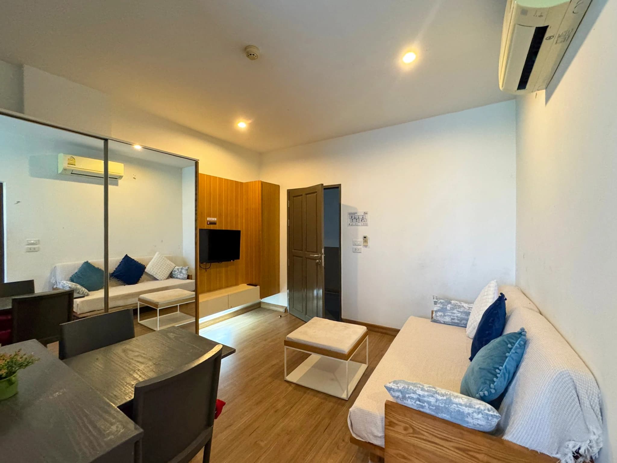 1 Bed Condo, Hill Mynah Condotel - photo 3