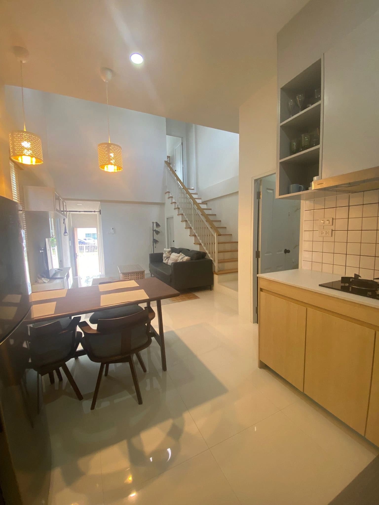 2 bedroom house for rent Modern Life Si Sunthon - photo 4