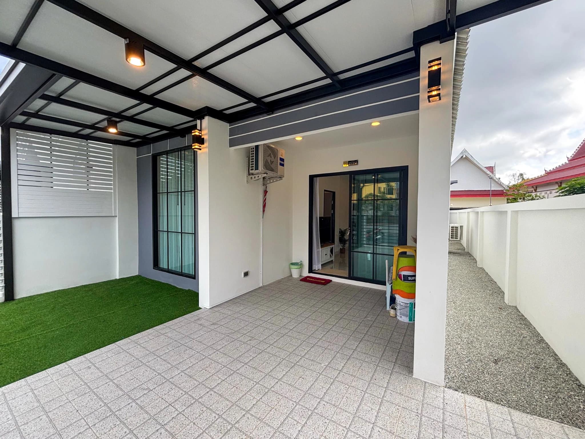 2 bedroom house for rent Chok Thip Villa - photo 2