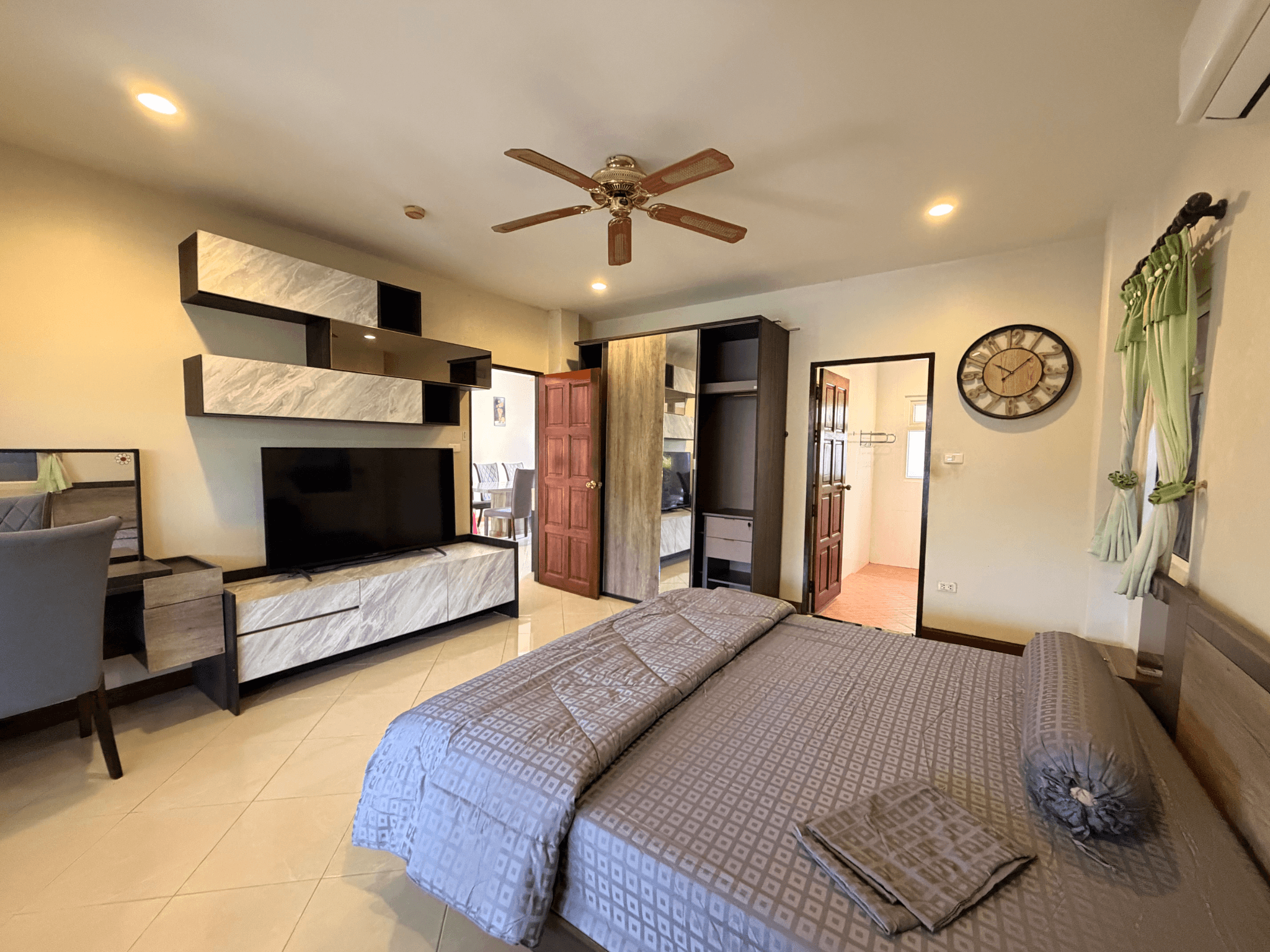 4 Bedroom Villa with Pool - photo 5