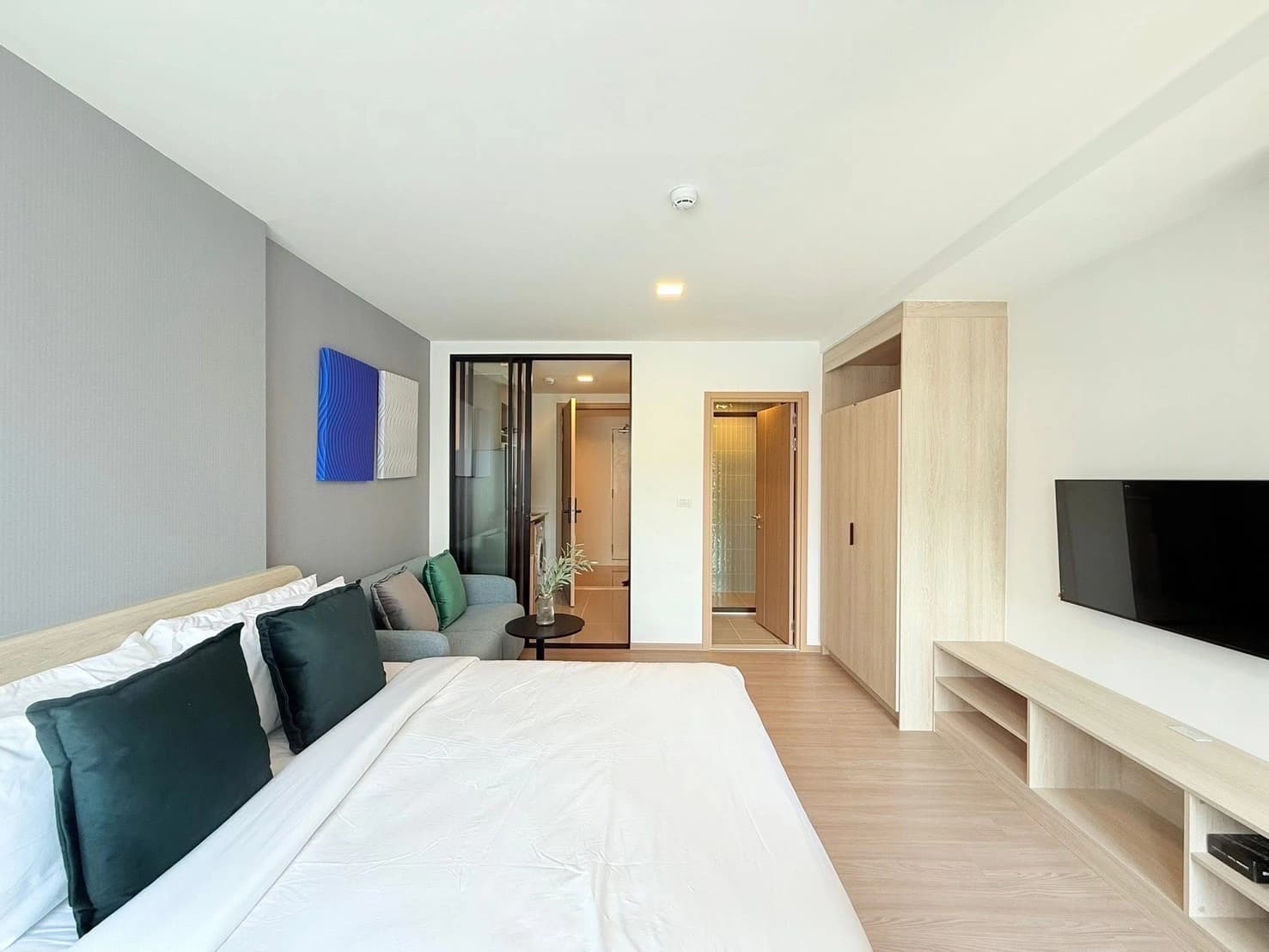 Studio condo for rent Base Bukit - photo 2