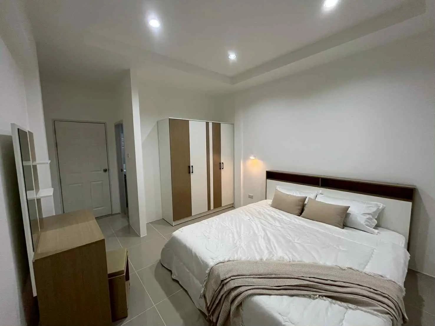 2 bedroom house for rent The Avenue Village - photo 4