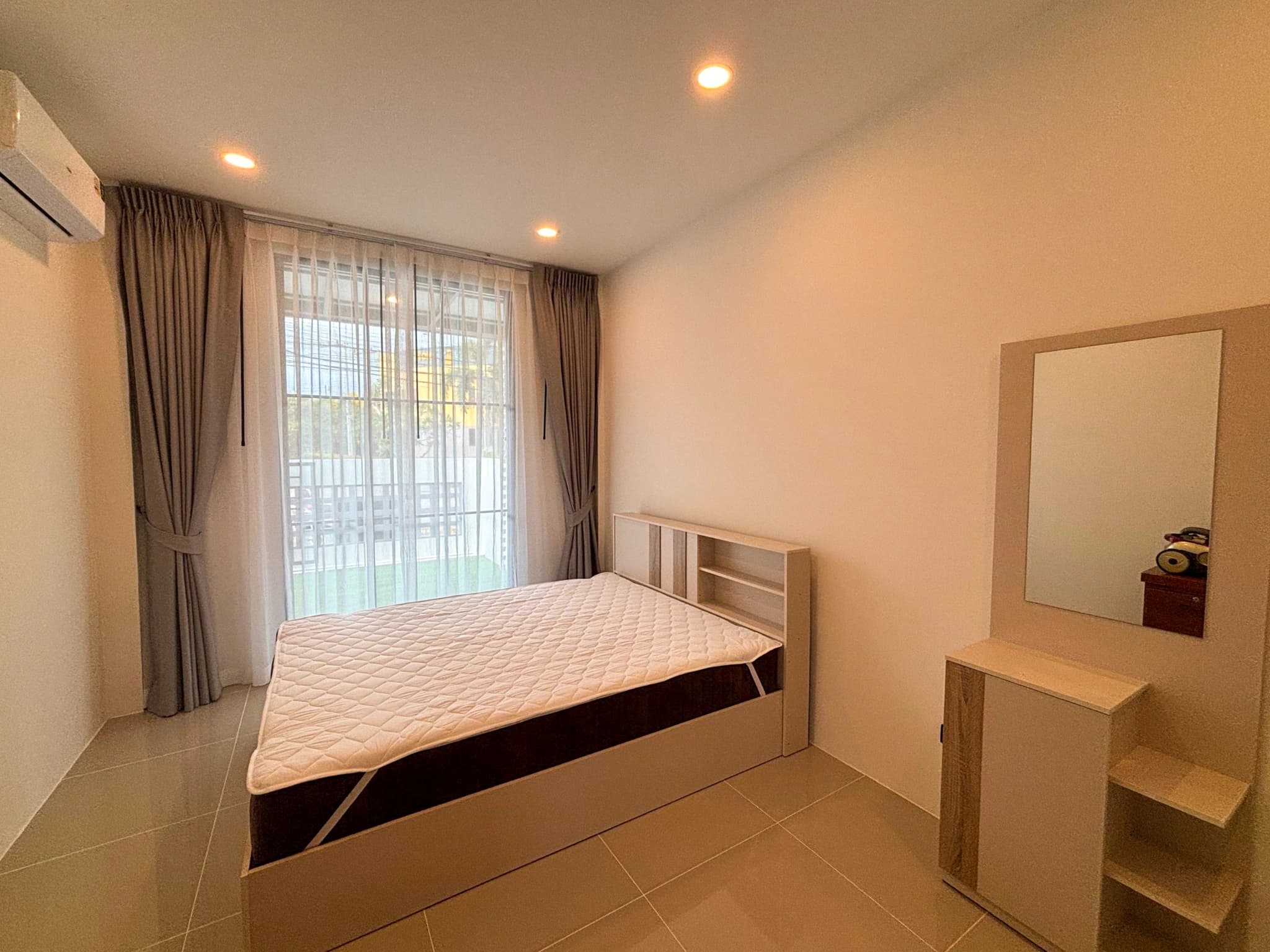 2 bedroom house for rent Chok Thip Villa - photo 4
