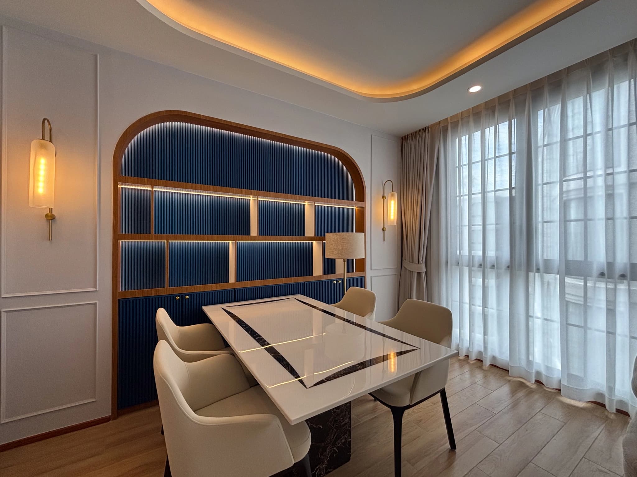 1 bedroom Deluxe Suite for Rent Above Element - photo 5