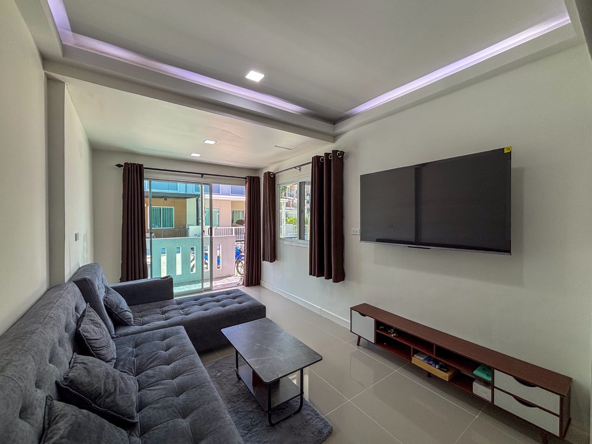 3 bedroom townhouse for rent Pruksa Ville Chaofa Thep Anusorn