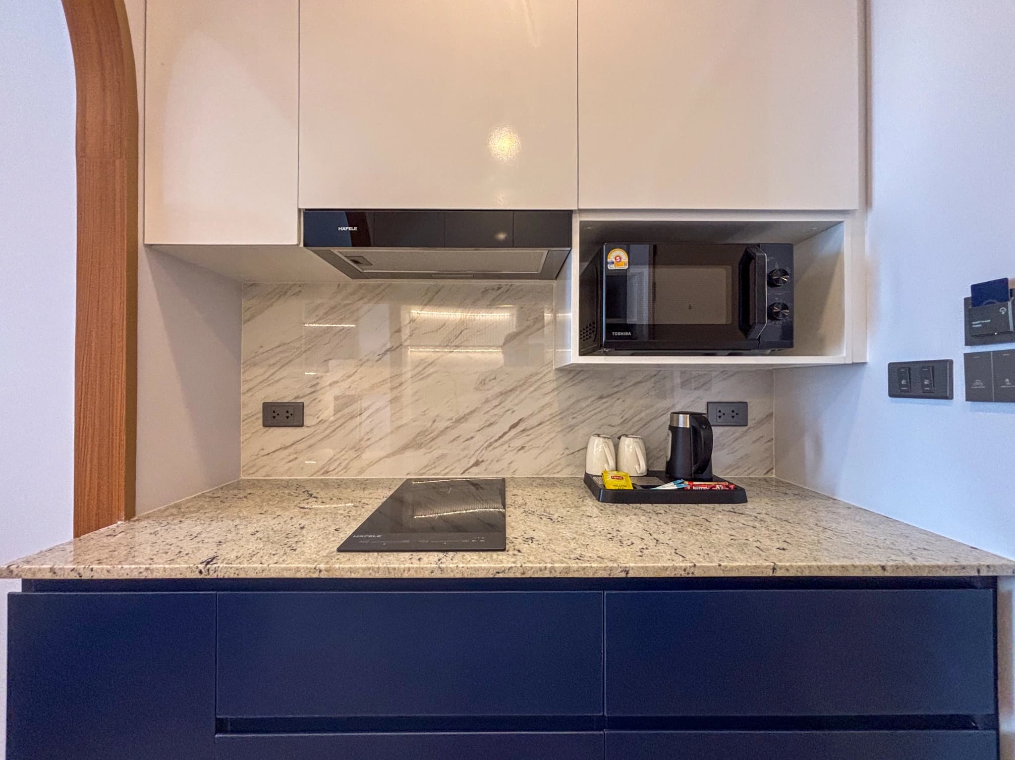 1 bedroom Suite for Rent Above Element - photo 4